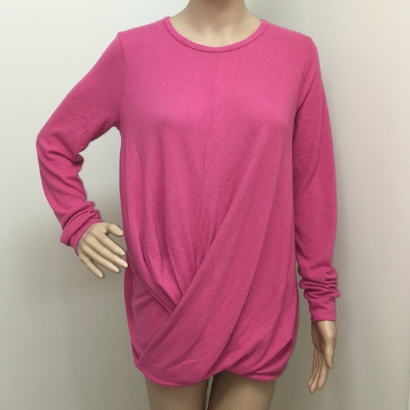 Isabel Maternity By Ingrid & Isabel - Picture 2 of 10